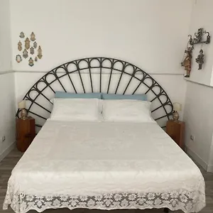 Casa Tuccari Italia